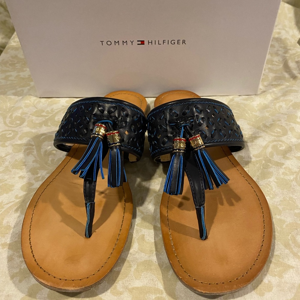 Tommy Hilfiger Tassel Navy flip flops 8.5